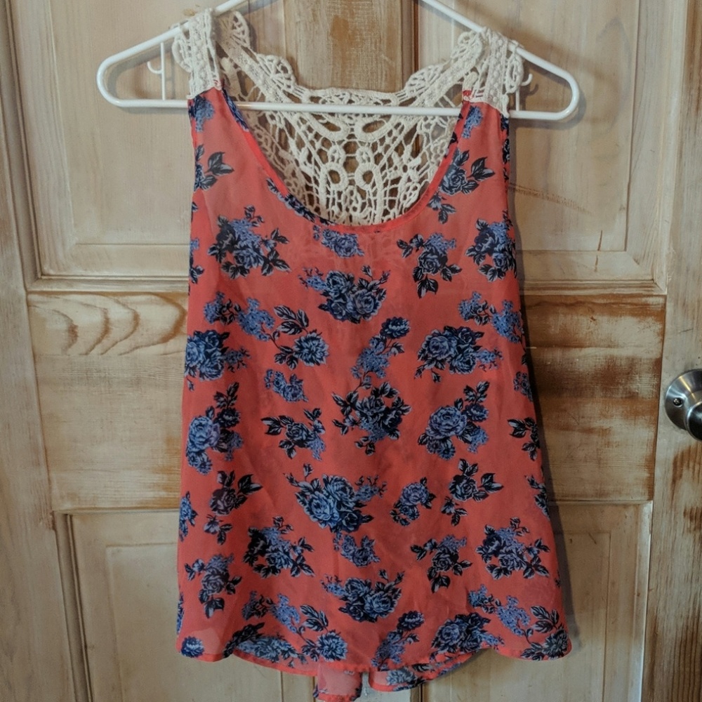 Lacy tank top